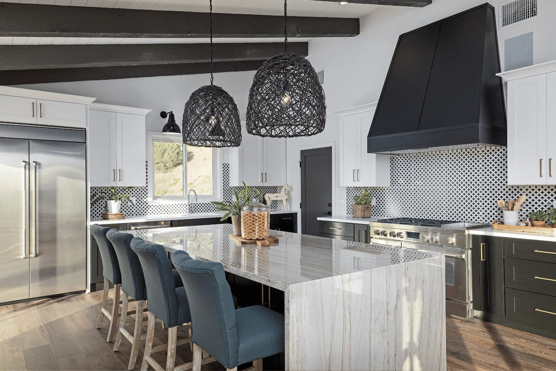 Professional house cleaning team in Gold River California